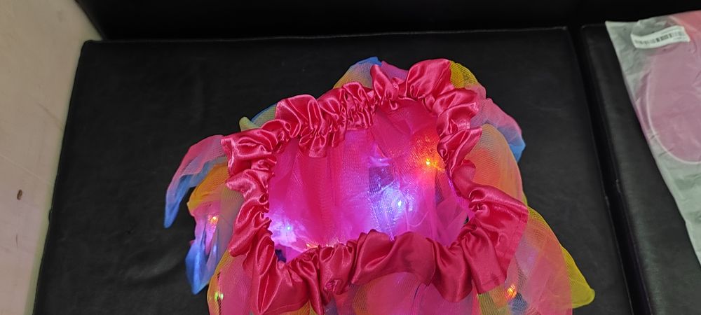 Saia tule colorida c luzes