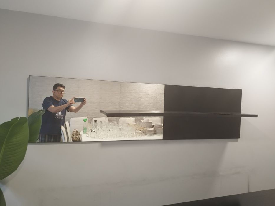 Aparador+ espelho