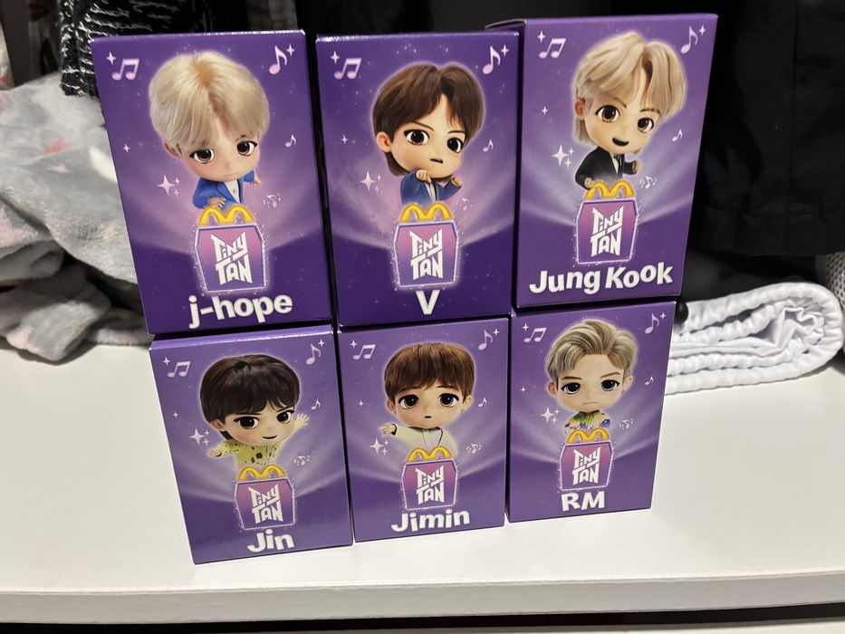 Bts    bonecos     Novos436415500019968001