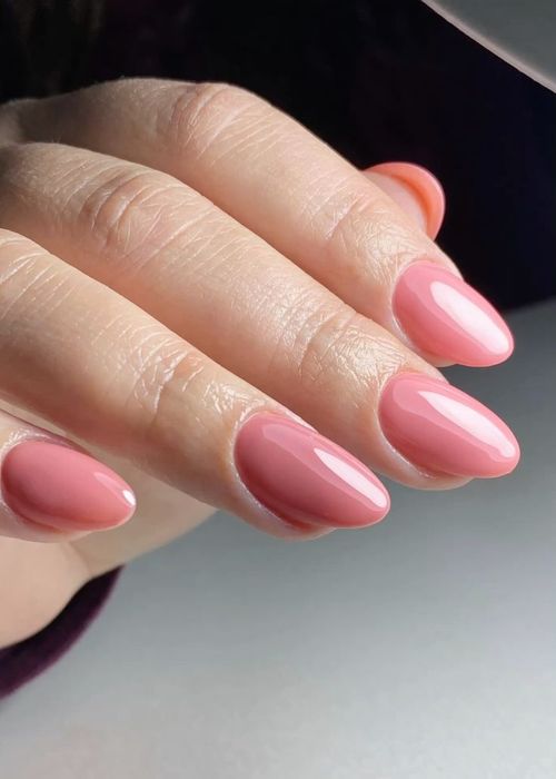 Unhas de gel, pedicure, tratamentos e depilação a laser