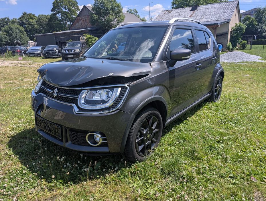 Suzuki Ignis Auto jezdzi. Nawigacja, kamera, tempomat, Ledy