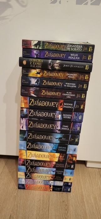 Zwiadowcy seria 18 tomów