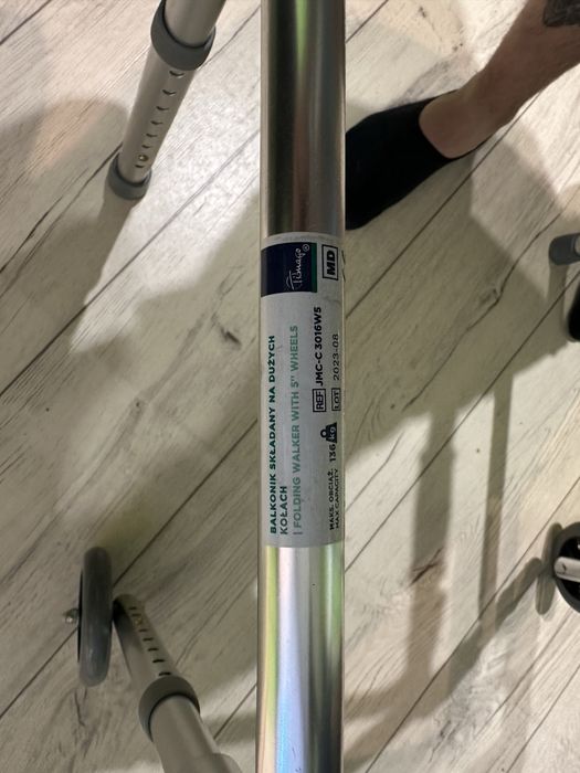 Balkonik skladany na duzych kołach