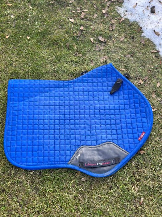 Czaprak LeMieux suede close contact