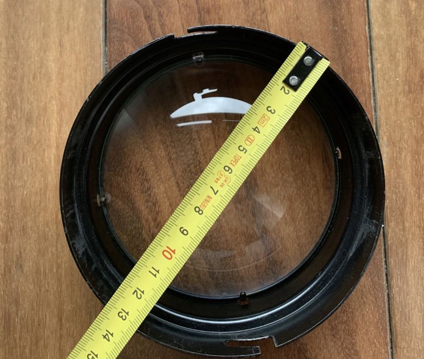 Линза увеличительное стекло