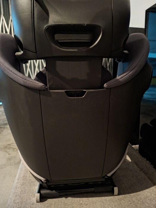 Cadeira auto cybex 3-12 anos.