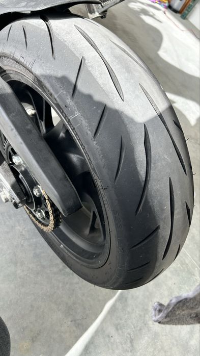Honda CBR650F— 34.680 km — Muito estimada