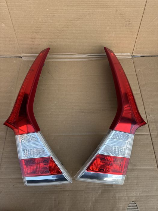 Volvo v70,xc70 lampa tylna tył lift 2013–2016