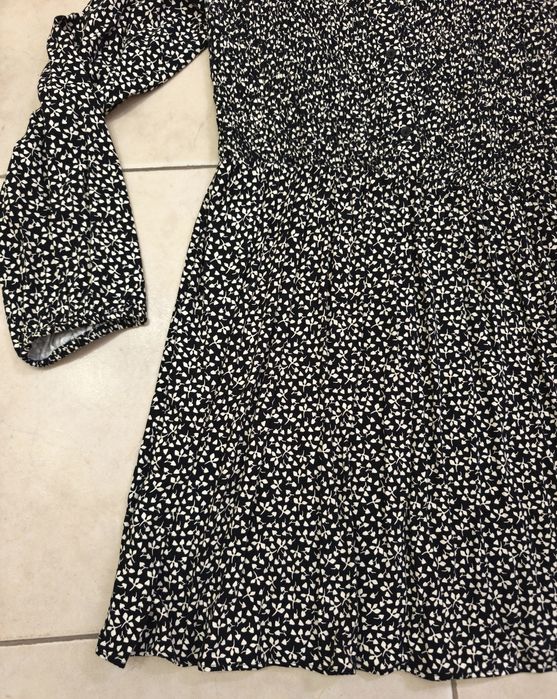 Vestido Preto Florido Novo da Zara