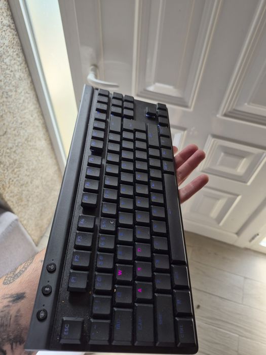 Teclado Logitech G515 wireless