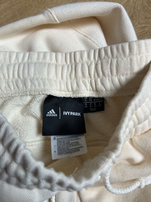 Adidas x Ivy Park спортивні штани жіночі