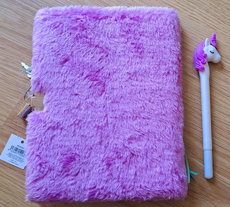 Kit Diário felpudo e caneta unicórnio (Novo)