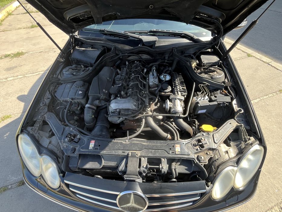 Продам Мерседес clk 2,7