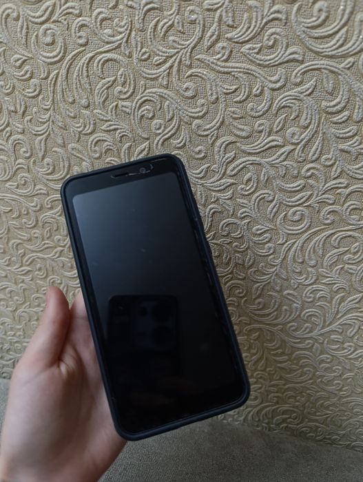 Телефон meizu, чорного кольору