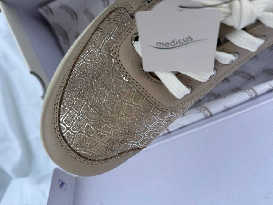 кожаные туфли мокасины кроссовки сникеры Medicus р. 42 27 см