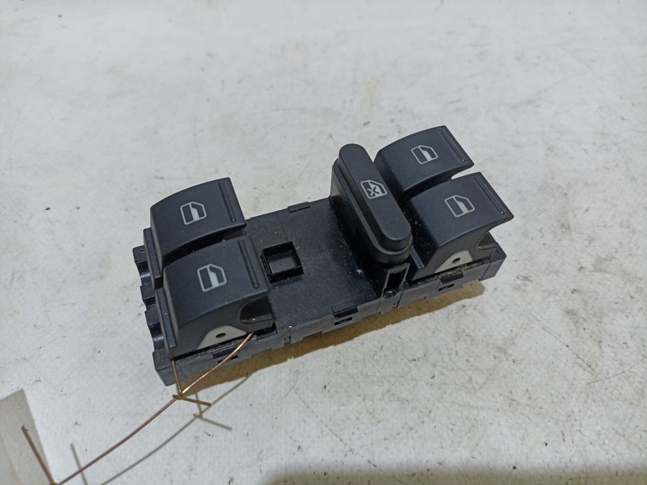 Comando / botão / interruptor vidros frente esquerdo VOLKSWAGEN Tiguan