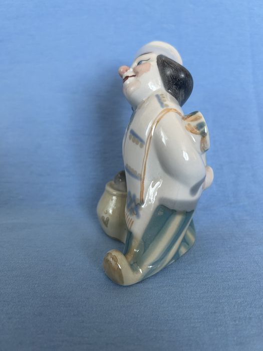 Figurka porcelanowa Kucharz porcelana Połonne