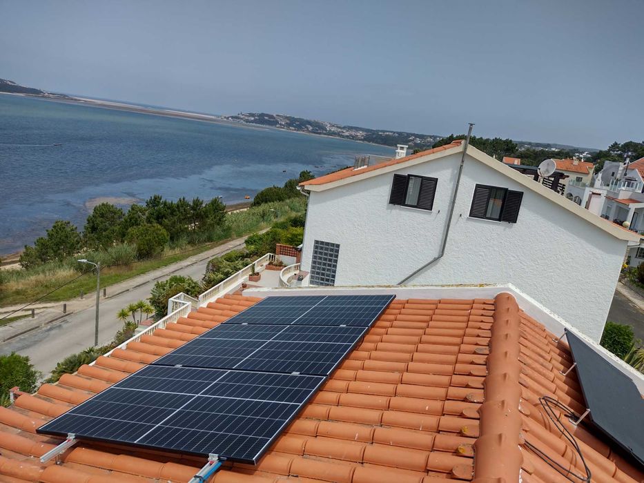 LIMPEZA E MANUTENÇÃO DE PAINÉIS SOLAR E OUTROS