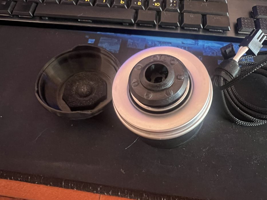 Продам помпу EKWB D5 PWM9-38