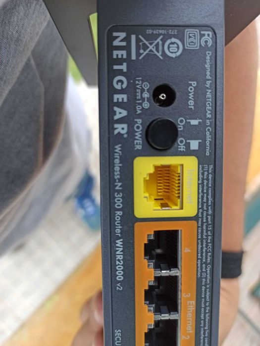 Netgear Wireless 300 router (Como Novo)64750859268738123