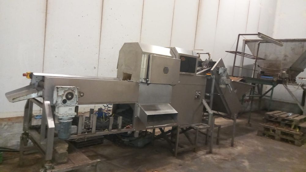 Maszyna do obierania cebuli Izumi Stoły do ręcznego obdmuchiwania