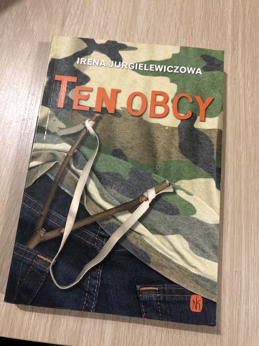 Ksiąźka Ten obcy - Irena Jurgilewiczowa