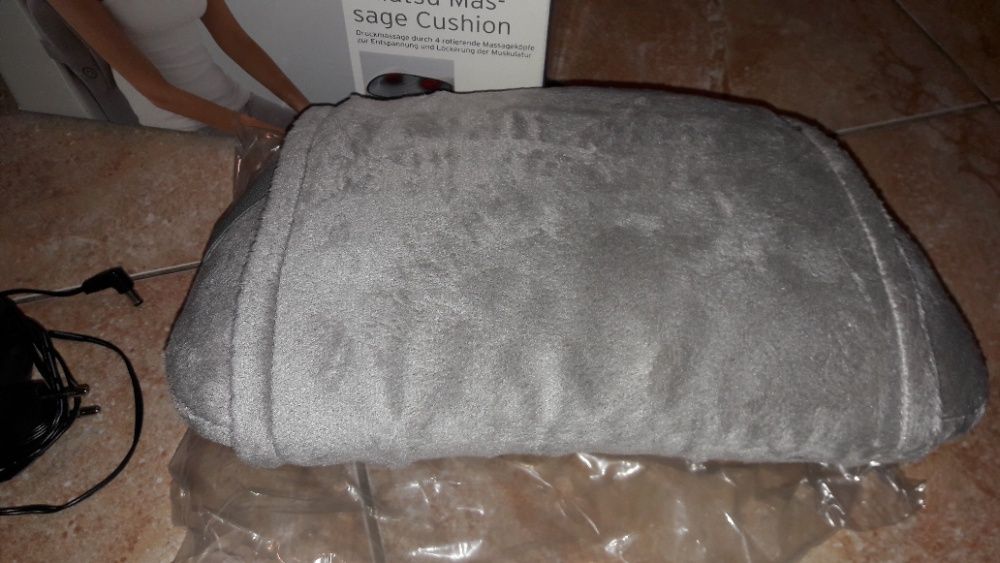 Подушка массажная Шиацу