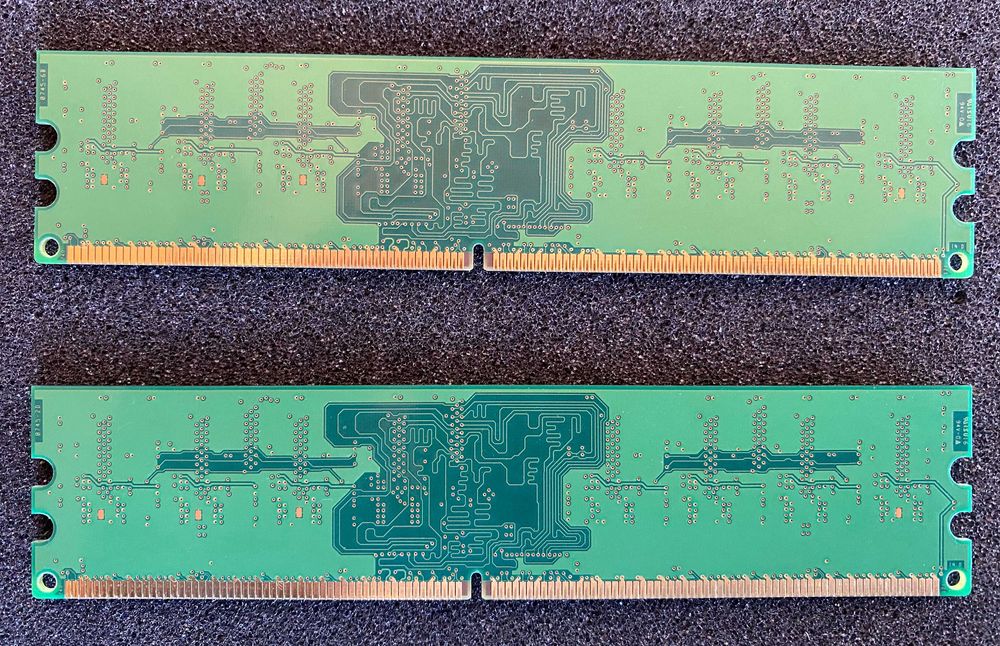 Оперативна пам'ять hynix DDR2 1Gb 800Mhz (пара 2х1Gb)