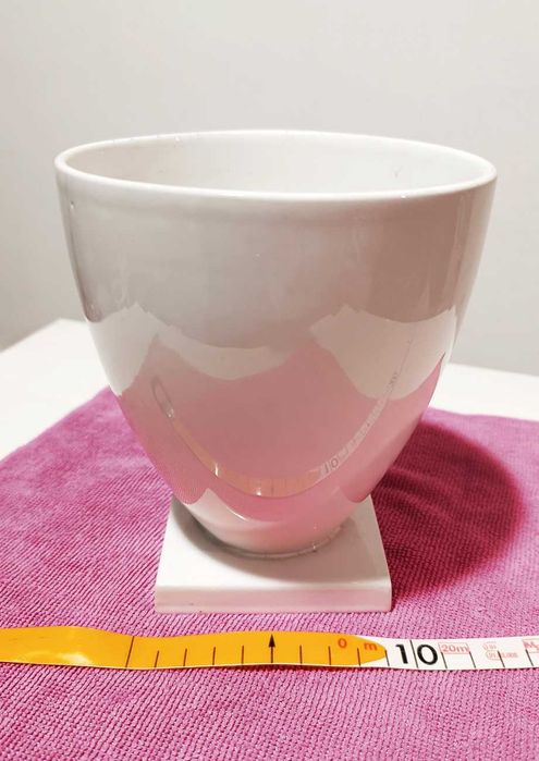 Vaso Redondo Branco para Jardim/Decoração com Base Quadrada