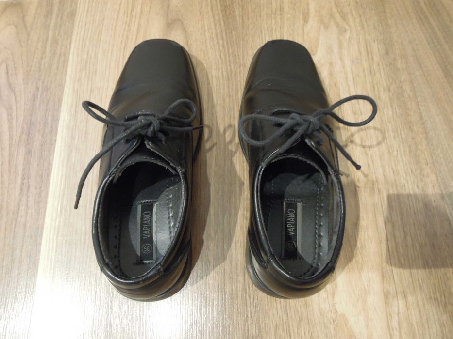 Vapiano-Eleganckie BUTY do garnituru 35