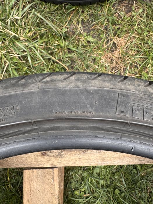 2 шт літні 225/35/19 pirelli p zero