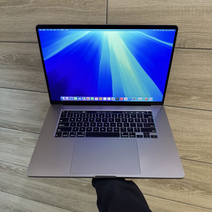 Ідеальний стан! MacBook Pro 16 2020 Core i9, 1Tb, 5500M