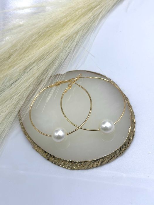 złote kolczyki stal