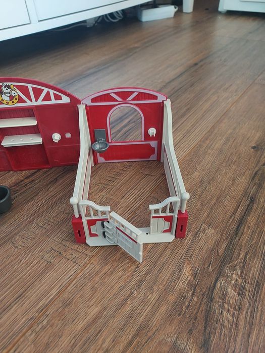 Boksy, stajnia dla koni Playmobil