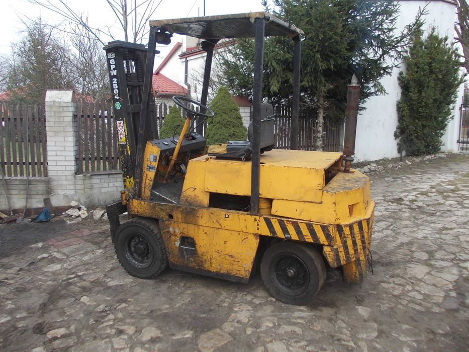 wózek terenowy gpw 200t 202t 400t 2504  zremb maszt częsci