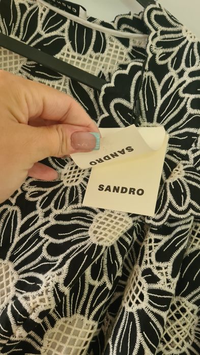 Sukienka Sandro kwiaty
