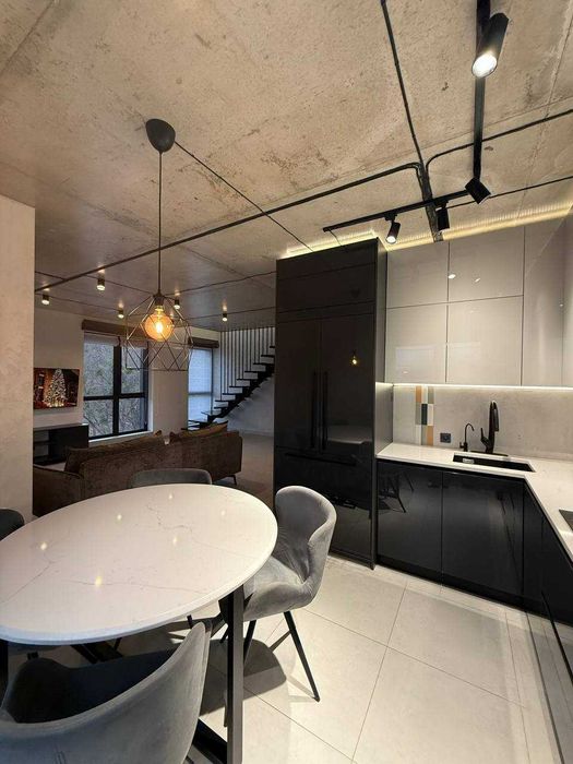 Оренда 2-кім. квартири з виглядом на парк Залізна Вода є 2 паркомісця