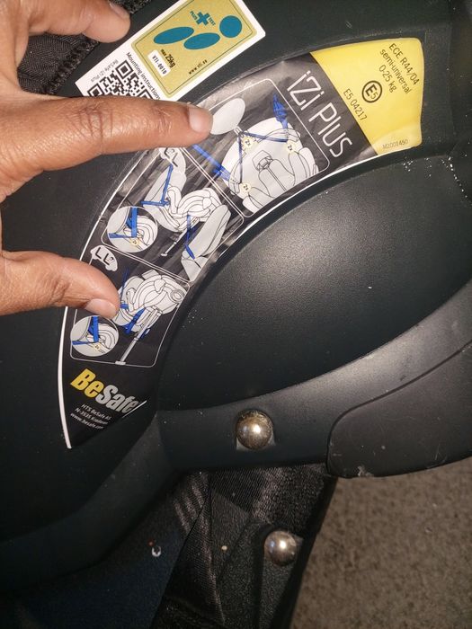 Cadeira auto besafe izi plus