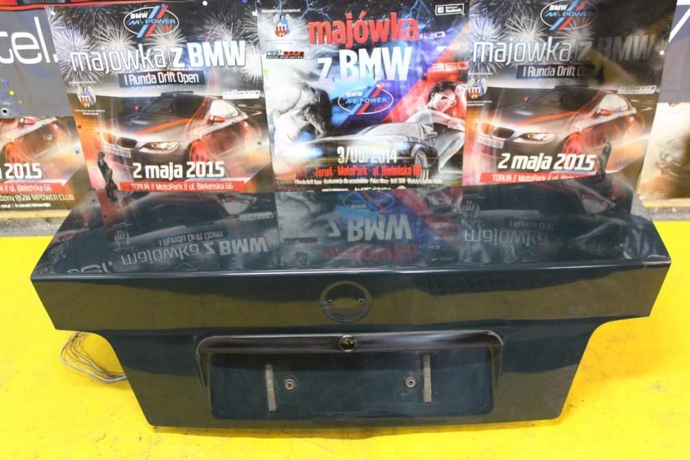 BMW E36 Compact Sedan Klapa Tył Tylna Pokrywa Bagażnika Części BMA