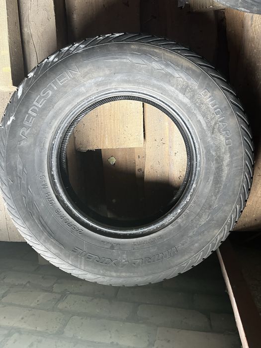 Шини Vredestone 245/70R16 -2 шт. зима