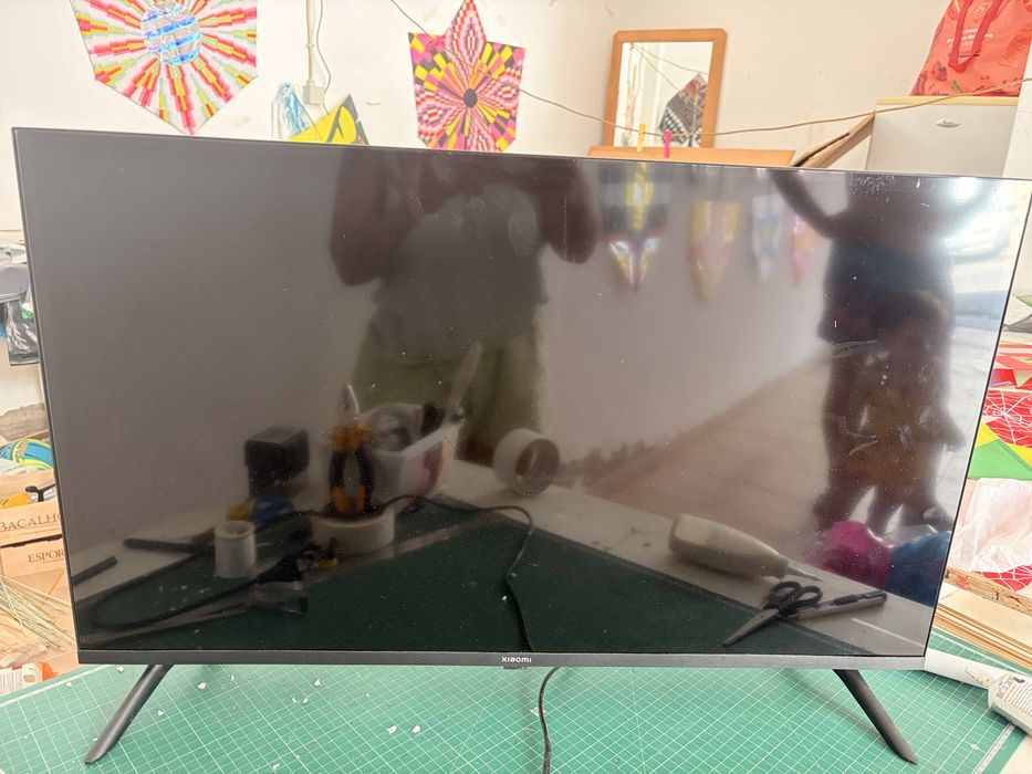 Vendo televisao semi nova