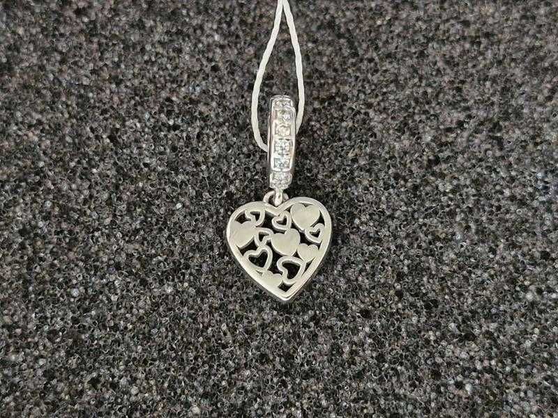 Срібна підвіска з фіанітами