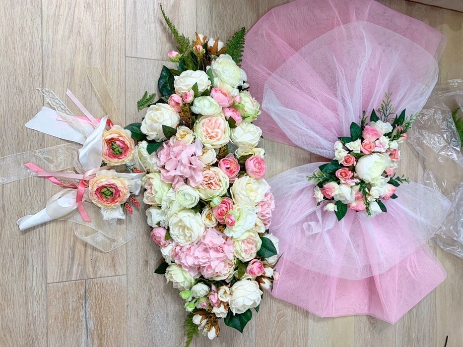 Украшение на свадебную машину.Аренда от 600 грн.