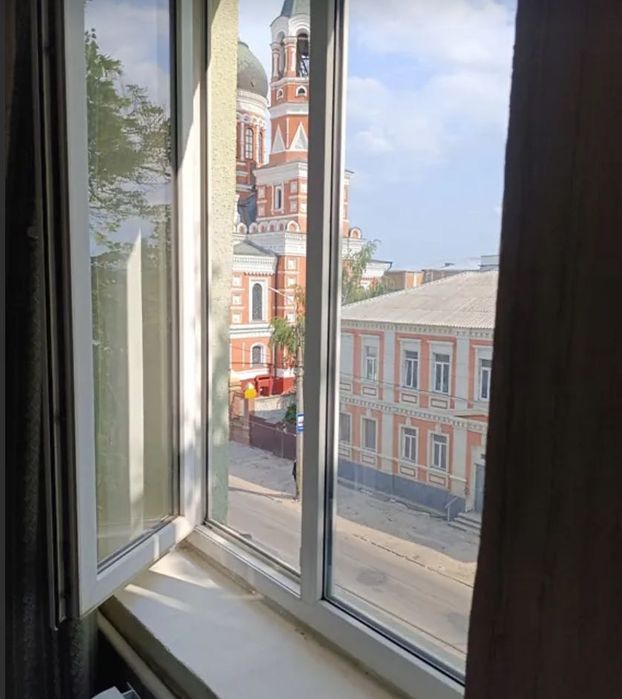 D1M Продам гостинку 26 м2, всі зручності. Москалівка.