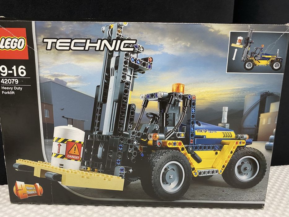 Lego TECHNIC 42079 wózek widłowy oraz holownik
