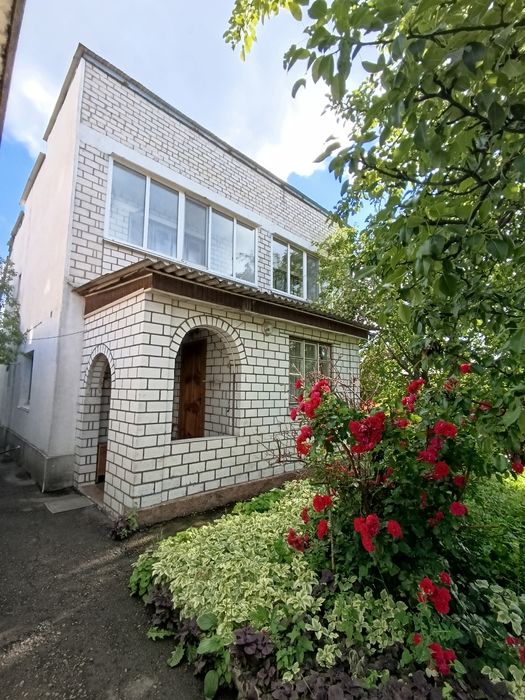 Продам Будинок Цегляний з А/О Передмісття