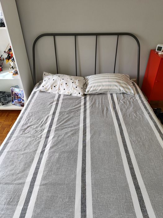 Ultimo preço + oferta: Mobília de quarto (ofereço TV 46cm)