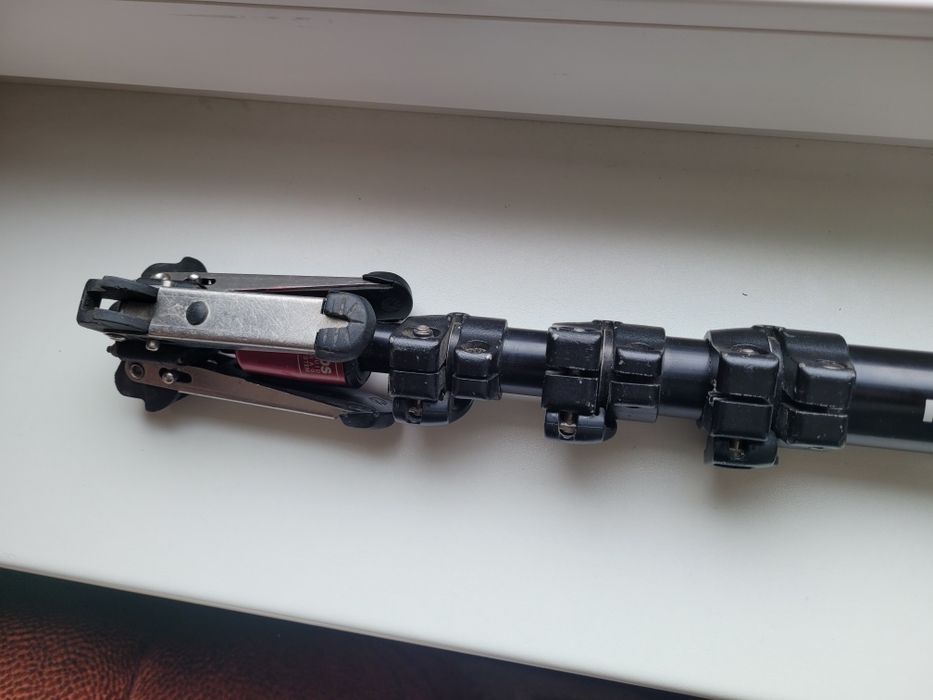 Монопод штатив Manfrotto 561BHDV сделано в Italy