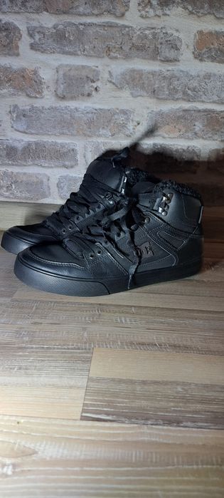 Zimowe buty DC high
