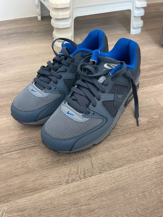 Nike Air Max Azul e Cinzento